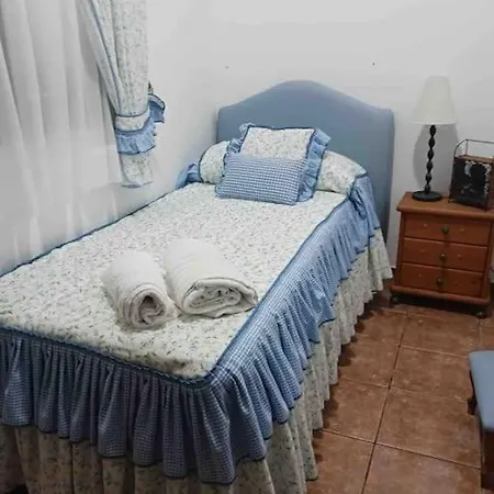 度假居 La Finca. Casa En Ciudad. Zona Residencial Muy Tranquila *
