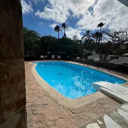 La Finca. Casa En Ciudad. Zona Residencial Muy Tranquila 펜션 *